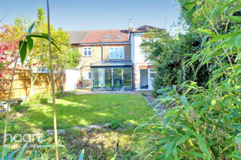 The Avenue, Hornchurch 4 bed end of terrace house for sale