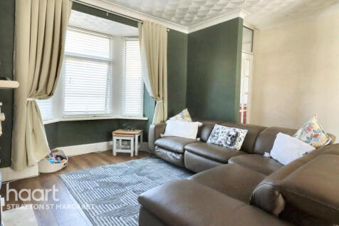Rodbourne Road, SWINDON 2 bed terraced house for sale