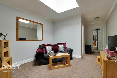 Salisbury Street, Swindon 1 bed apartment for sale