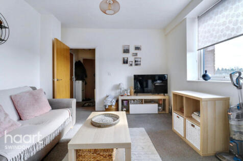 Farnsby Street, Swindon 1 bed apartment for sale