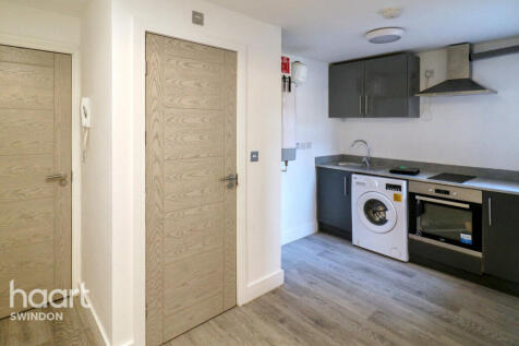 Milton Road, Swindon 8 bed block of apartments for sale