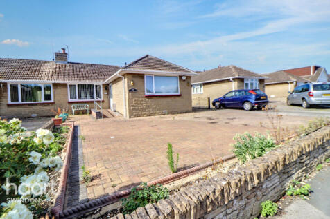 2 bedroom semi-detached bungalow for sale