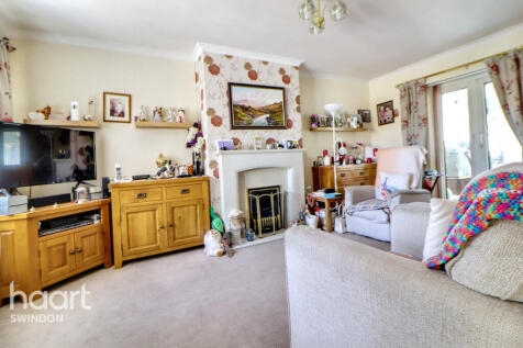 2 bedroom semi-detached bungalow for sale