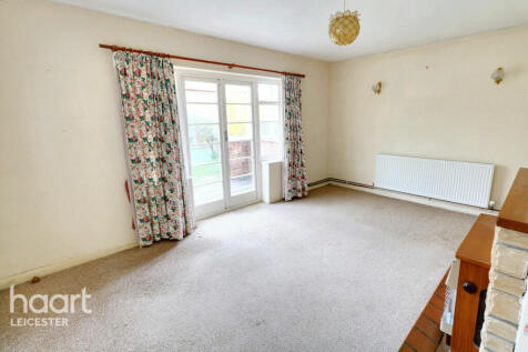1 bedroom bungalow for sale