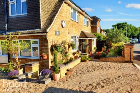 Garland Crescent, Leicester 4 bed detached house for sale