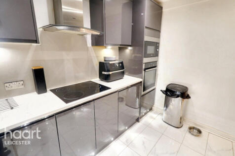 Withens Close, Leicester 1 bed apartment for sale
