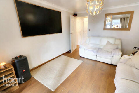 Withens Close, Leicester 1 bed apartment for sale