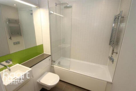 Shires Lane, Leicester 2 bed apartment for sale