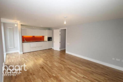 Shires Lane, Leicester 2 bed apartment for sale