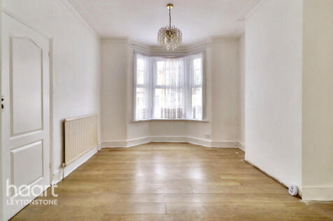 William Street, London 3 bed terraced house for sale