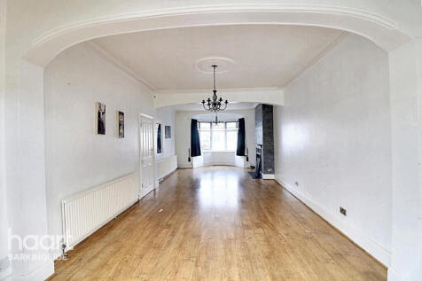 Campbell Avenue, Barkingside 4 bed end of terrace house for sale