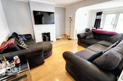 4 bedroom bungalow for sale