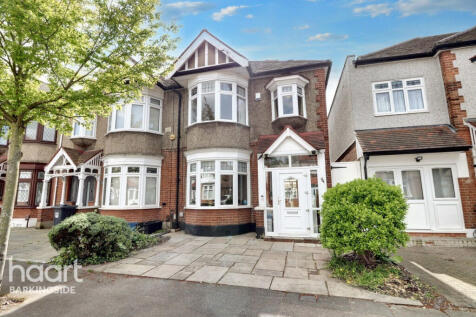 Hatley Avenue, Barkingside 3 bed end of terrace house for sale