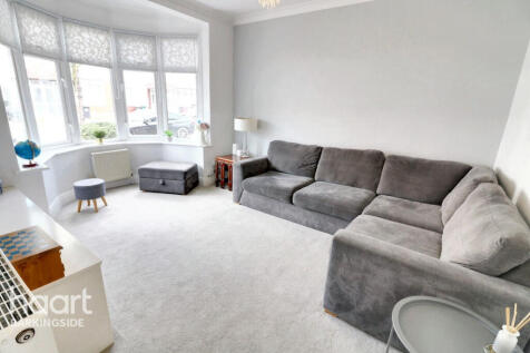 Hatley Avenue, Barkingside 3 bed end of terrace house for sale