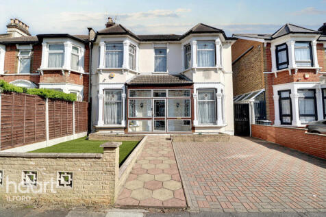 Wellwood Road, Ilford 4 bed end of terrace house for sale