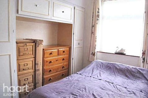 Argyle Road, Ilford 1 bed flat for sale