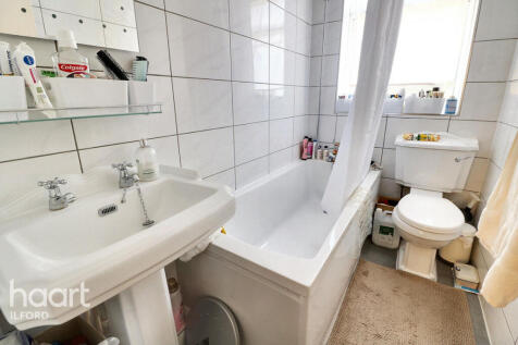 Argyle Road, Ilford 1 bed flat for sale