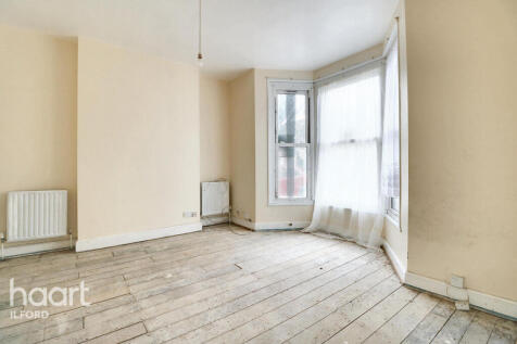 Wanstead Park Road, Ilford 4 bed end of terrace house for sale