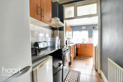 Saxon Road, Ilford 3 bed terraced house for sale