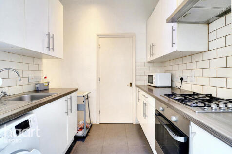Mildmay Road, Ilford 3 bed terraced house for sale