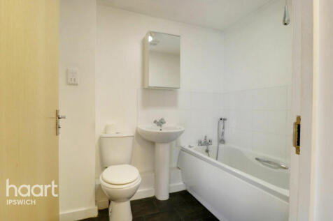 Bramford Road, Ipswich 2 bed flat for sale