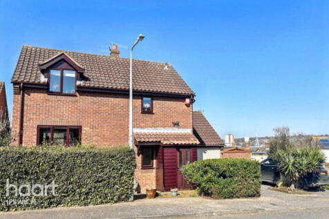 Grantham Crescent, Ipswich 3 bed detached house for sale