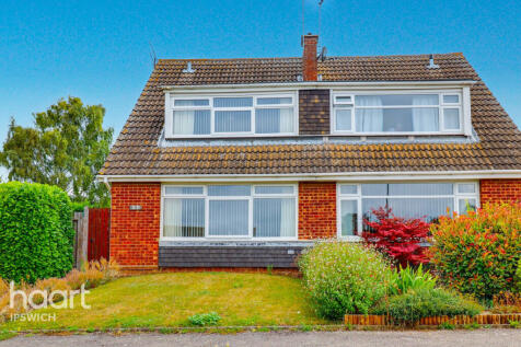 3 bedroom semi-detached bungalow for sale