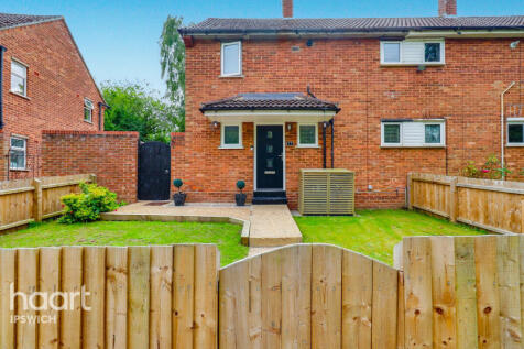 2 bedroom semi-detached house for sale