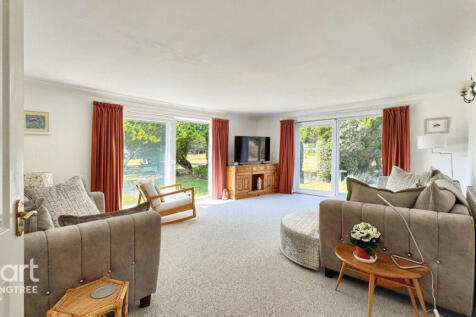 Wix Road, Bradfield, Manningtree, Essex 5 bed detached bungalow for sale
