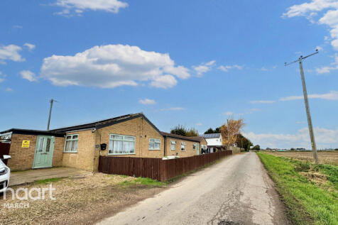Euximoor Drove, Christchurch 6 bed detached bungalow for sale