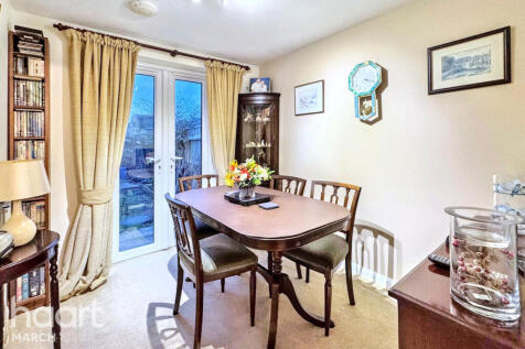 Annabelle Avenue, Manea 3 bed terraced house for sale