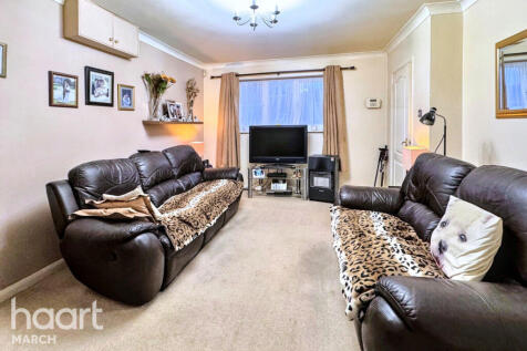 Annabelle Avenue, Manea 3 bed terraced house for sale