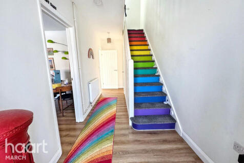 Grounds Avenue, March 3 bed end of terrace house for sale