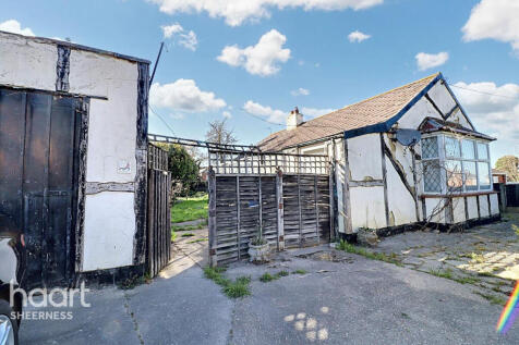 Imperial Avenue, Minster 3 bed bungalow for sale