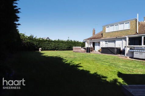 Uplands Way, Halfway 3 bed chalet for sale