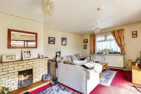 Sea Approach, Warden 4 bed chalet for sale