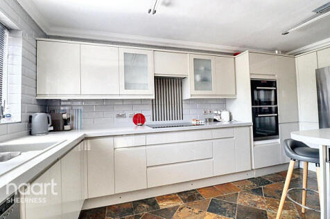 Minster Road, Minster 5 bed detached house for sale