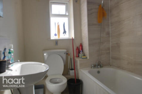 Longhill Avenue, Chatham 1 bed flat for sale