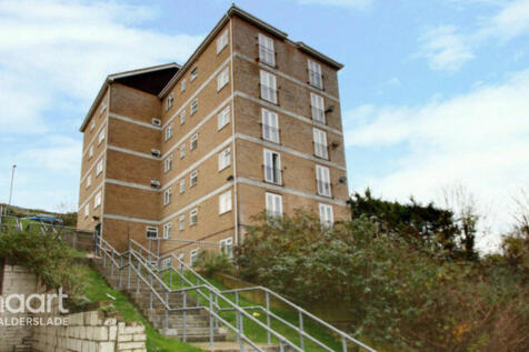 Longhill Avenue, Chatham 2 bed flat for sale