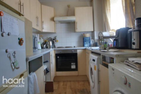 Longhill Avenue, Chatham 2 bed flat for sale
