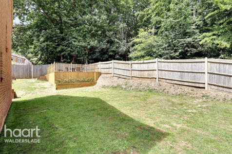 Mafeking Road, Chatham 3 bed detached house for sale