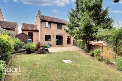Bracken Hill, Chatham 4 bed detached house for sale