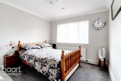 Papion Grove, Chatham 4 bed link detached house for sale