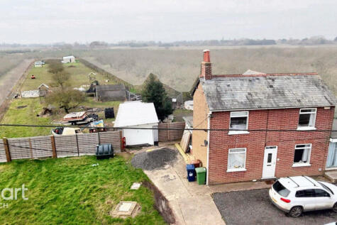 Redmoor Lane, Wisbech 3 bed detached house for sale