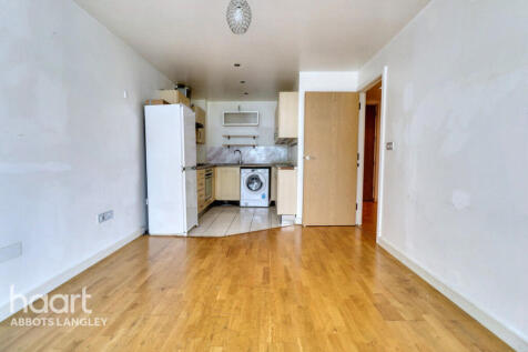 Selden Hill, HEMEL HEMPSTEAD 2 bed flat for sale