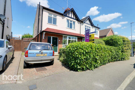 Finchley Avenue, Chelmsford 3 bed semi