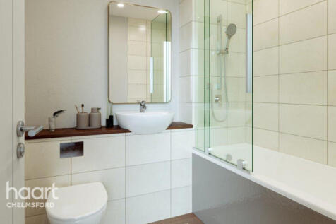 38 Harris Crescent, Chelmsford 1 bed flat for sale