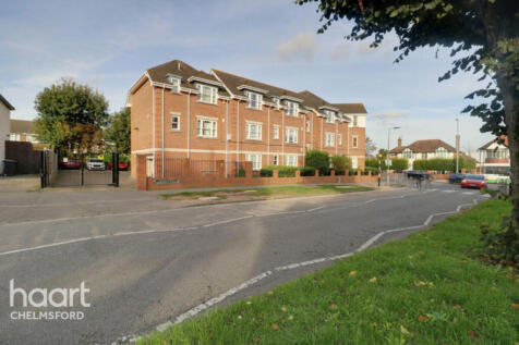 Winchester Court, Broomfield Road... 2 bed apartment for sale