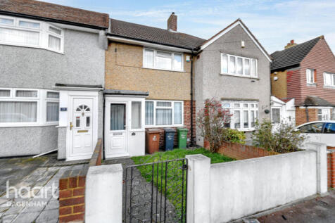Naseby Road, Dagenham 2 bed terraced house for sale