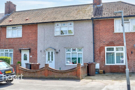 Beverley Road, Dagenham 3 bed terraced house for sale